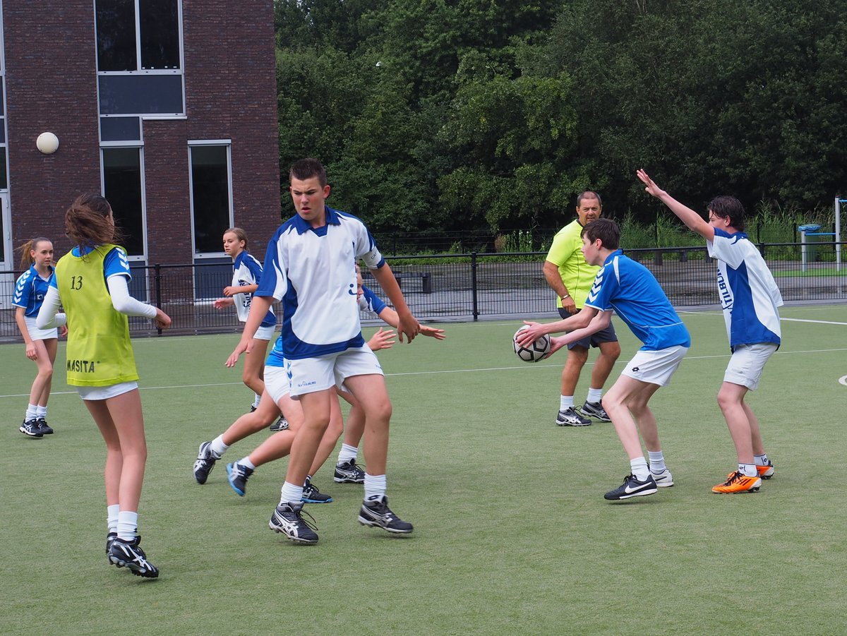 Korfbal B2 5 september-003.JPG